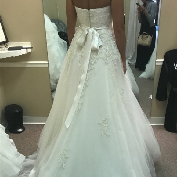 Jasmine Bridal Wedding Gown - Picture 3 of 3
